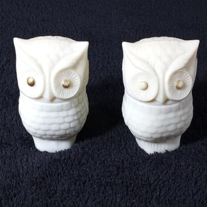 Set of 2 Vintage AVON Owls "Fields Flowers Cream Sachets" ‎ #1057